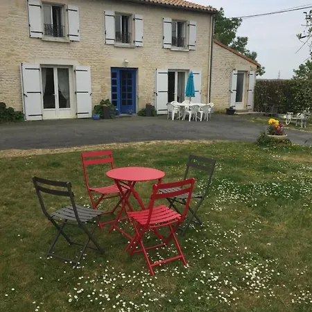 Belle Longere 130 M2 Aux Portes Du Marais Poitevin Holiday home *